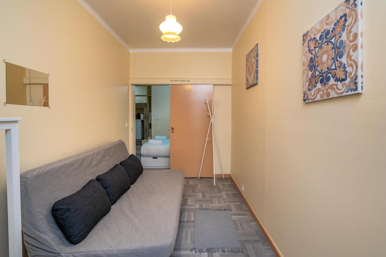 Cozy One Bedroom Apt In Historic Location - Carmo Lisboa Exterior foto