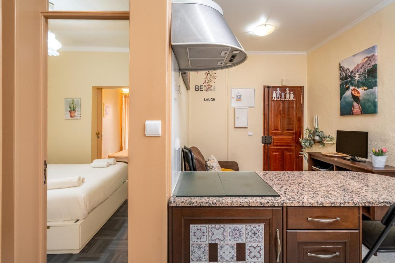 Cozy One Bedroom Apt In Historic Location - Carmo Lisboa Exterior foto